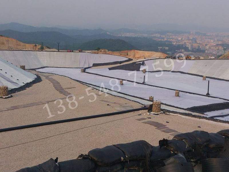 膨润土防水毯施工(图1) 1-210926151941915.jpg