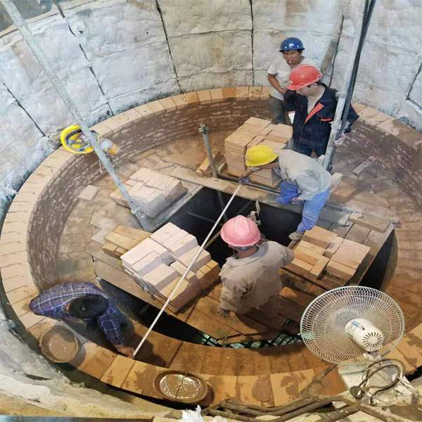 耐火砖施工现场