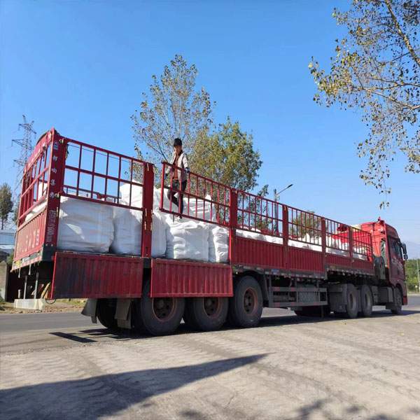 耐火骨料整车发货