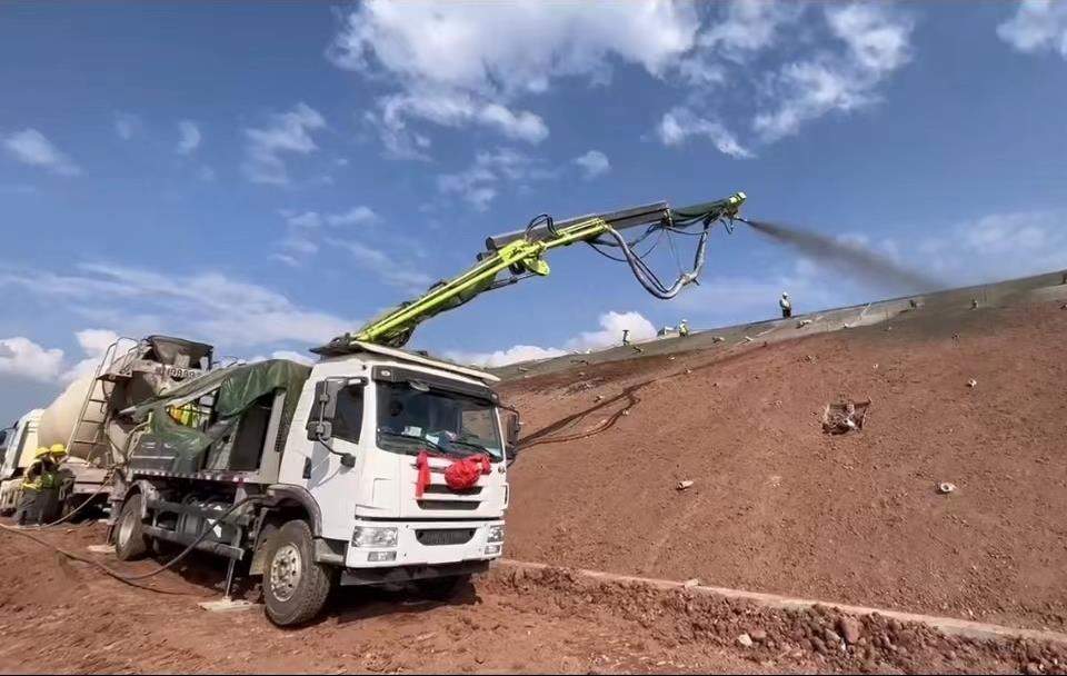 助建多个“世纪工程”，中联重科湿喷机展“先锋”实力(图2)