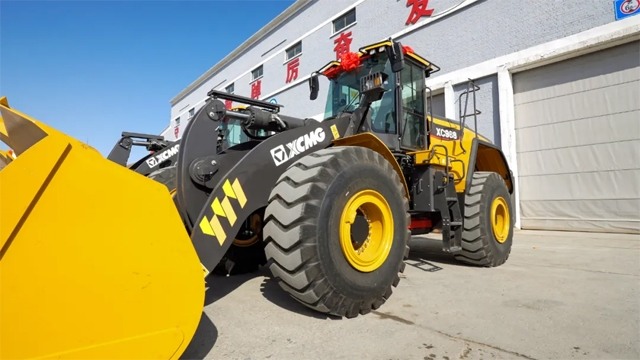 徐工?“世界级储量”矿区，国内首台XC9150超大吨位混动装载机交付(图2)