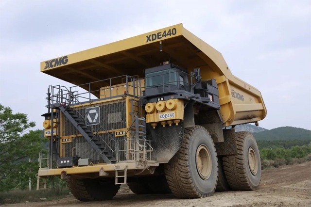 满满新动能！徐工机械“含新量”十足(图1)