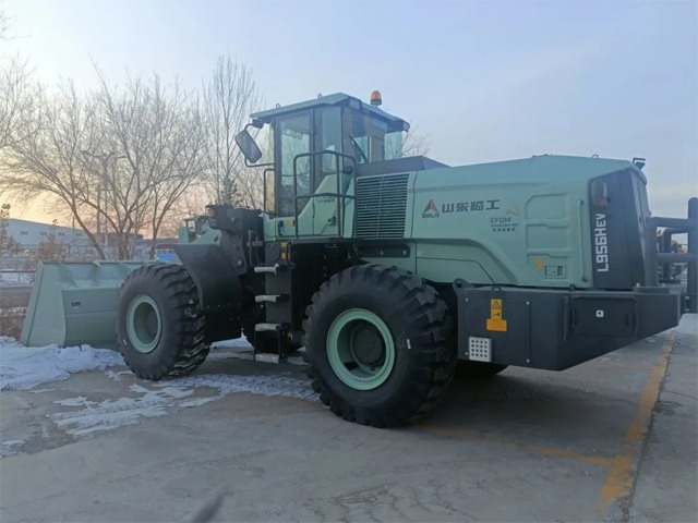 山东临工新能源装载机“电”靓祖国北疆(图2)