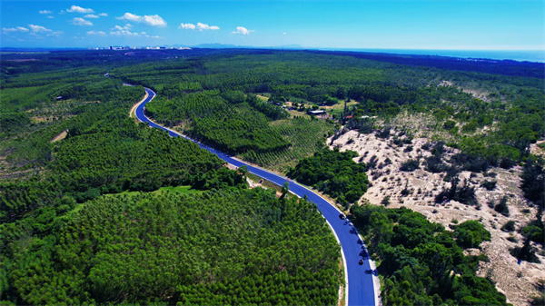 海南省道S291白新线改建1标项目顺利通过交工验收(图2)