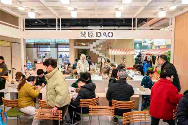 蝉联年度名企！国贸地产以综合实力铸就城市美好(图7)